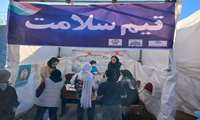 برپایی میز خدمت در مسیر پیاده روی بزرگ خانوادگی در کمالشهر 